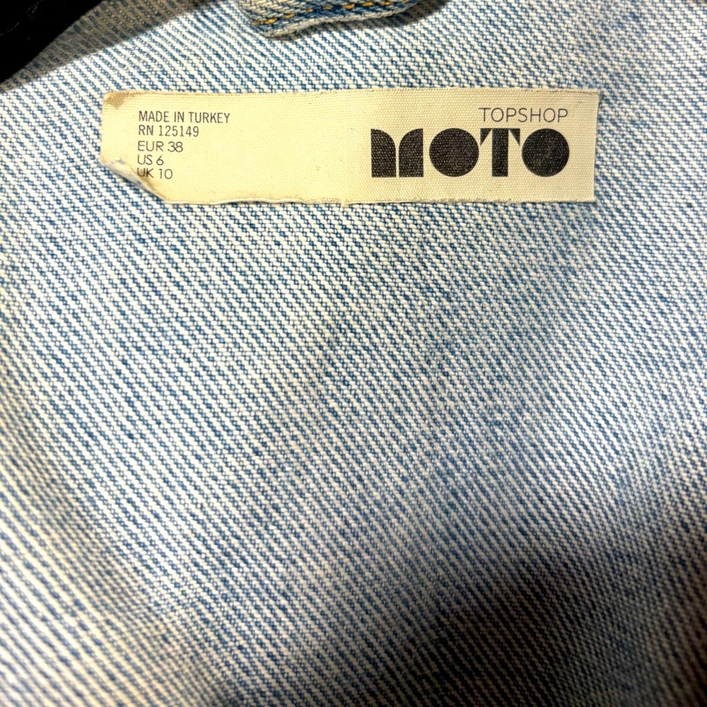 Topshop Ripped Jean Jacket - Picture 5 of 5